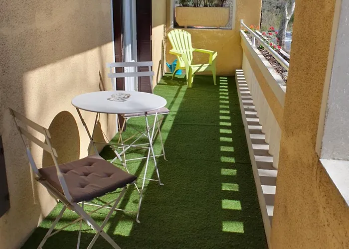 Le Lorrain ホームステイ *